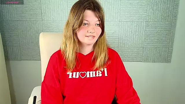 Vivian_cutie from StripChat