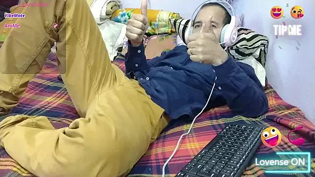 yazfore2 from StripChat is Freechat