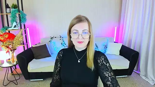 YourUniverser from StripChat
