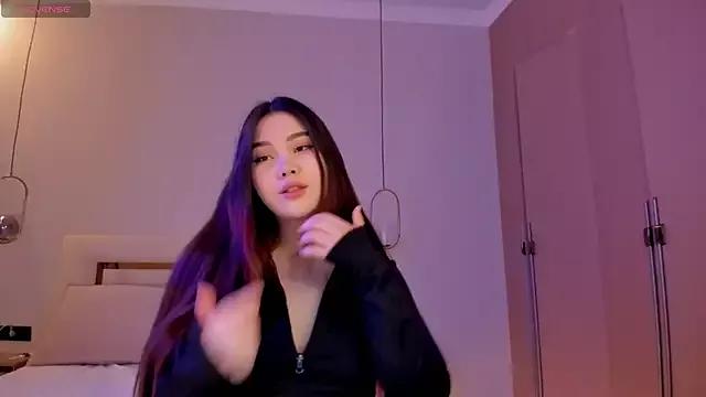 yummmymommy from StripChat