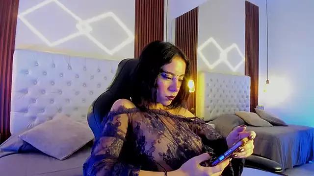 ZamabyCrucie from StripChat