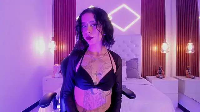 ZamabyCrucie from StripChat